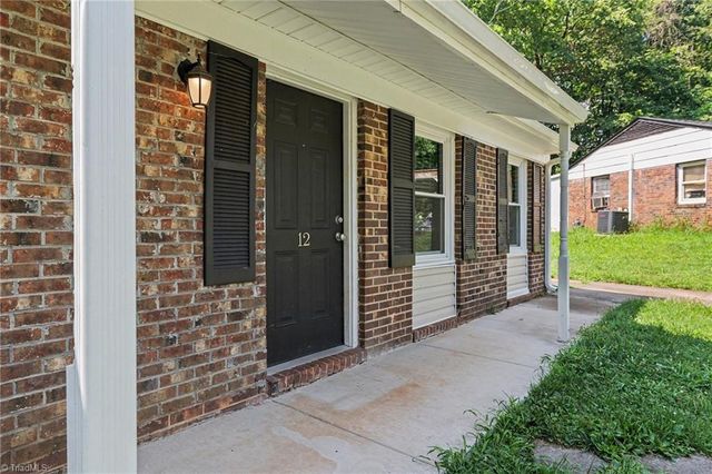 12 Preyer Court, Greensboro, NC 27405