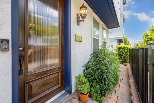1219 Hickory Street, Houston, TX 77007