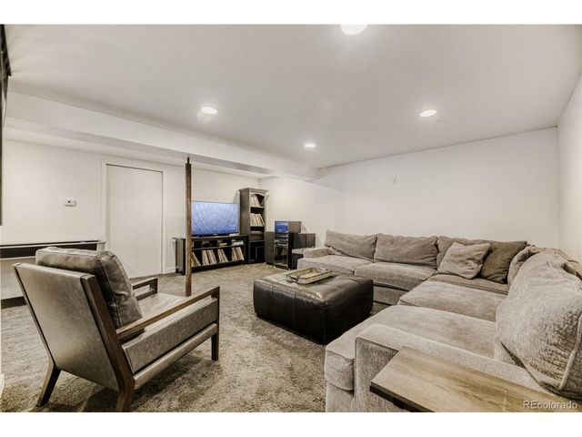 3095 S Vine St, Denver, CO 80210