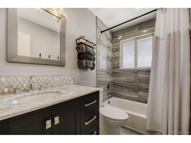 3095 S Vine St, Denver, CO 80210