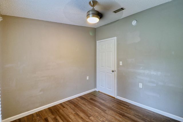 21702 Island Lake Loop E, Humble, TX 77338