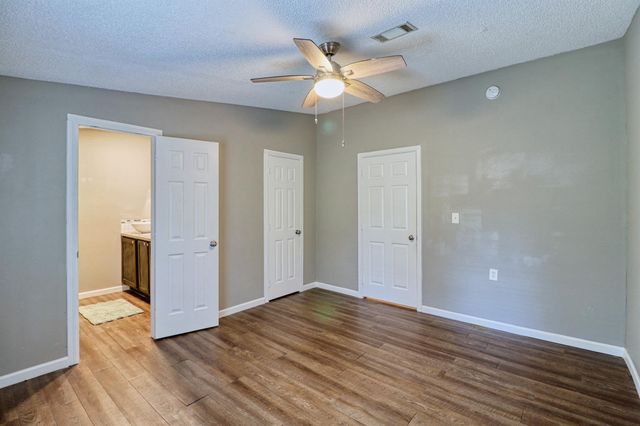 21702 Island Lake Loop E, Humble, TX 77338