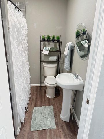 21702 Island Lake Loop E, Humble, TX 77338