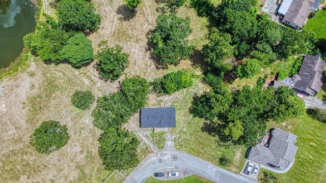 21702 Island Lake Loop E, Humble, TX 77338