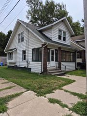 601 Lathrop Street, Lansing, MI 48912