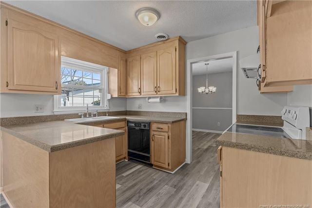 309 Andover Road, Fayetteville, NC 28311