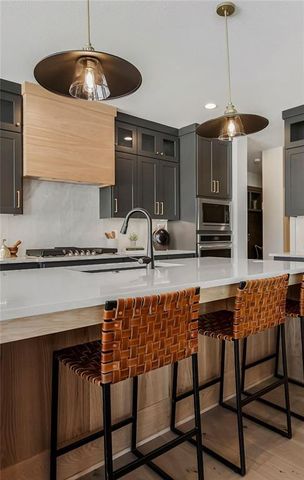 16777 S Ripley Street, Olathe, KS 66062