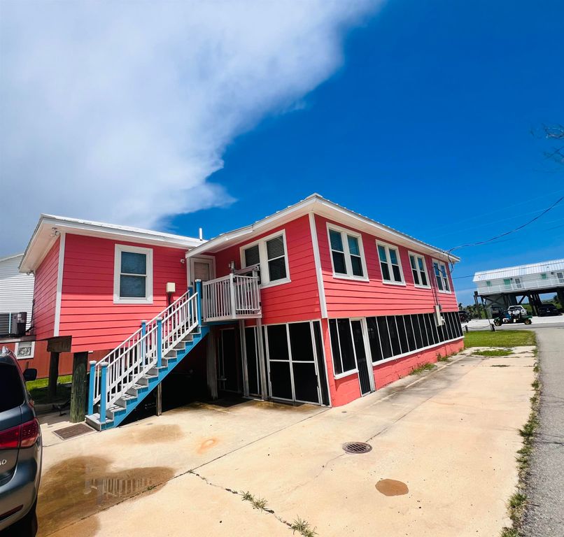 3513 Highway 1, Grand Isle, LA 70358