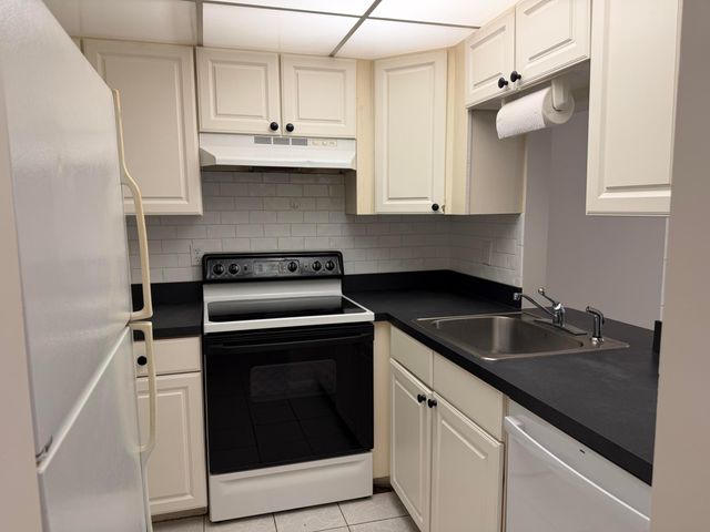 950 S Kanner Highway A25, Stuart, FL 34994