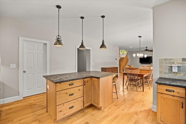 418 Center St, Easton, MA 02375
