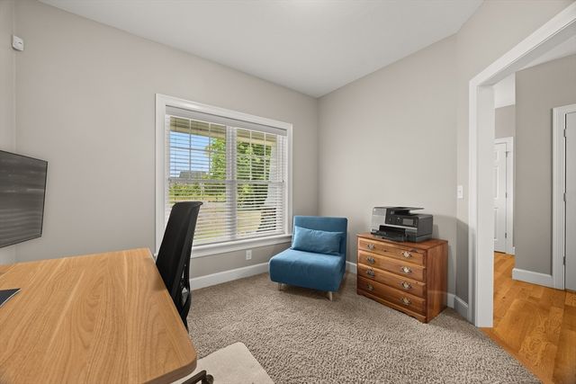 418 Center St, Easton, MA 02375