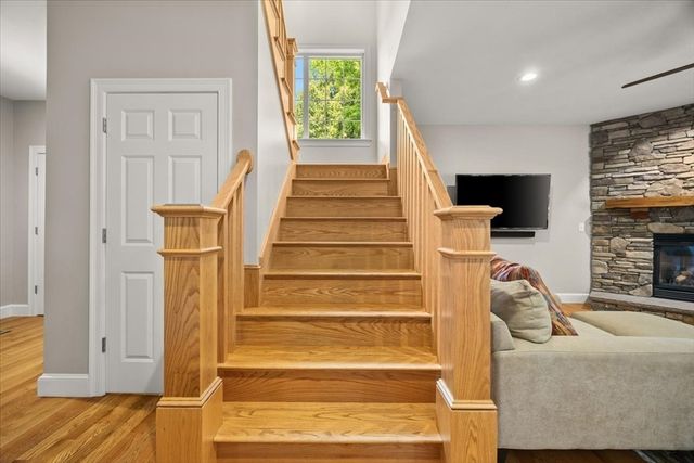 418 Center St, Easton, MA 02375