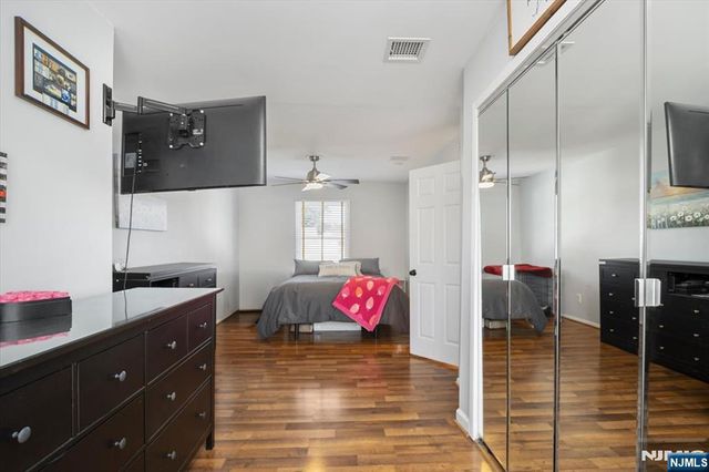 73 Burnside Place, Wanaque, NJ 07420