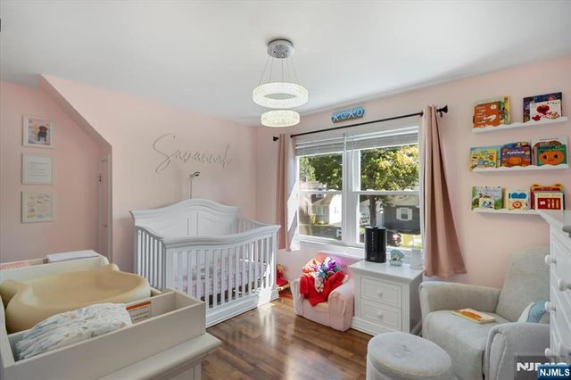73 Burnside Place, Wanaque, NJ 07420