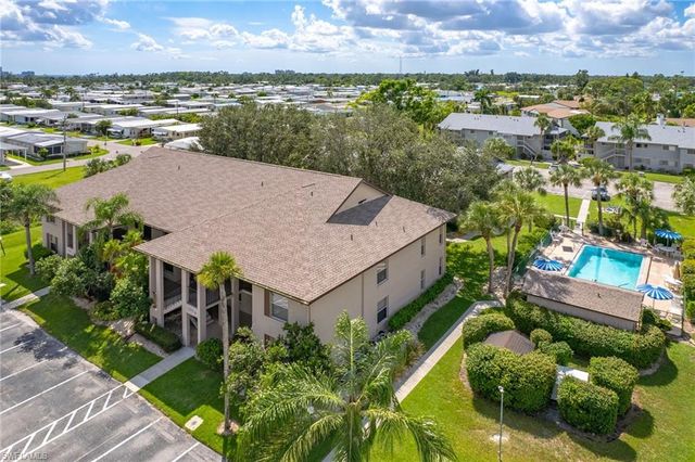 5731 Foxlake DR # 6, North Fort Myers, FL 33917