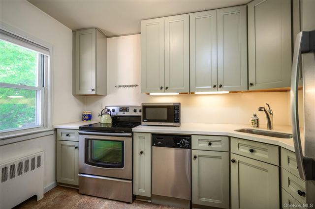 140 N Broadway K4, Irvington, NY 10533