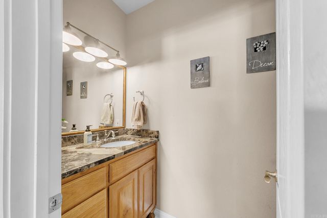 2415 Lakewood Circle, Cabot, AR 72023