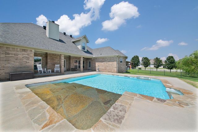2415 Lakewood Circle, Cabot, AR 72023