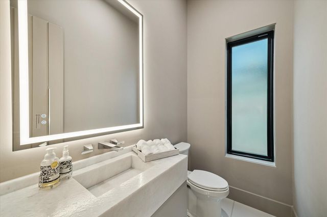 511 W Polk Street, Houston, TX 77019