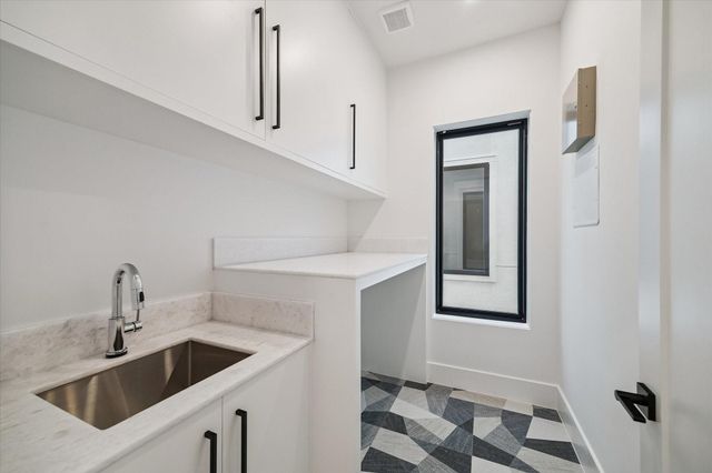 511 W Polk Street, Houston, TX 77019