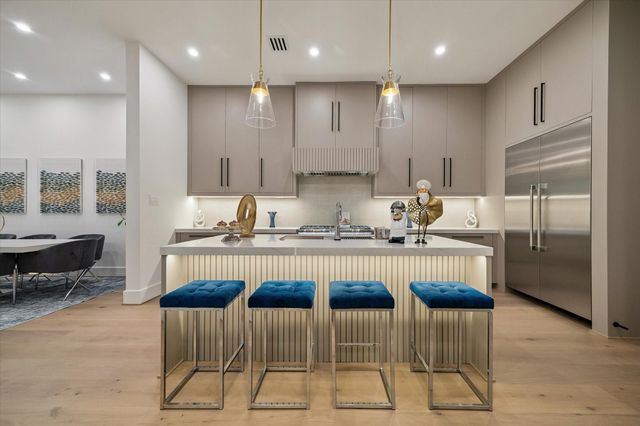 511 W Polk Street, Houston, TX 77019