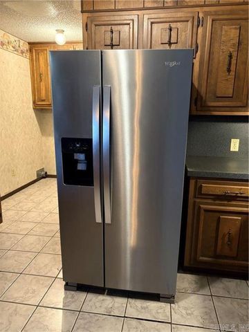 11894 Highway 359, London, AR 72847