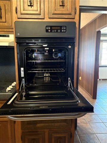 11894 Highway 359, London, AR 72847