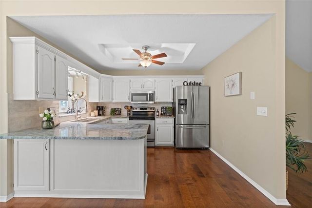 2112 NE Springbrook Street, Blue Springs, MO 64014