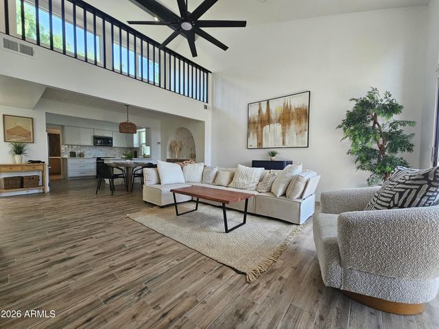 8101 N CENTRAL Avenue 14, Phoenix, AZ 85020
