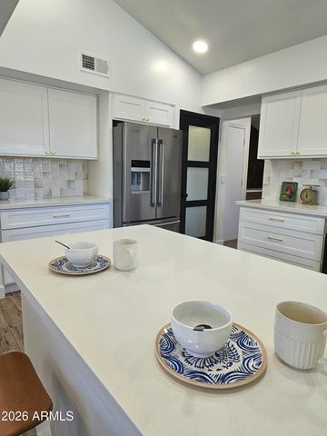 8101 N CENTRAL Avenue 14, Phoenix, AZ 85020