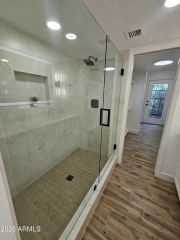 8101 N CENTRAL Avenue 14, Phoenix, AZ 85020