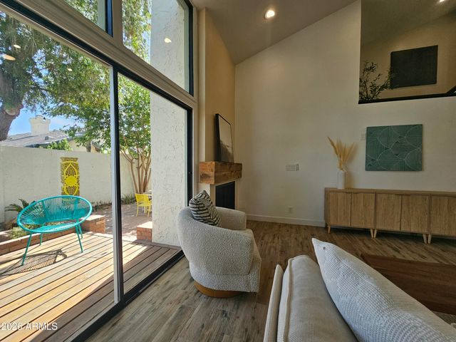 8101 N CENTRAL Avenue 14, Phoenix, AZ 85020