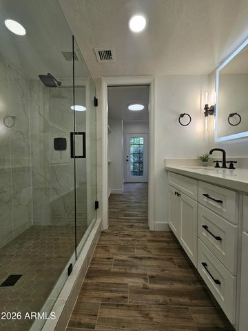 8101 N CENTRAL Avenue 14, Phoenix, AZ 85020