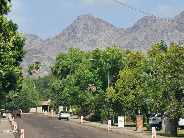8101 N CENTRAL Avenue 14, Phoenix, AZ 85020