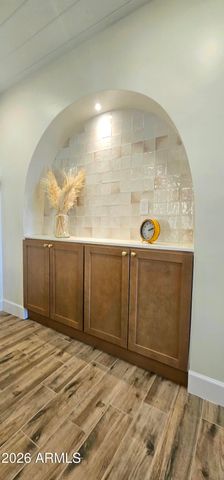 8101 N CENTRAL Avenue 14, Phoenix, AZ 85020