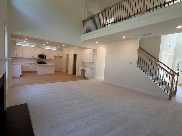 5927 Creek Indian Drive, Sugar Hill, GA 30518