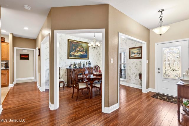 444 Venito Drive, Biloxi, MS 39531