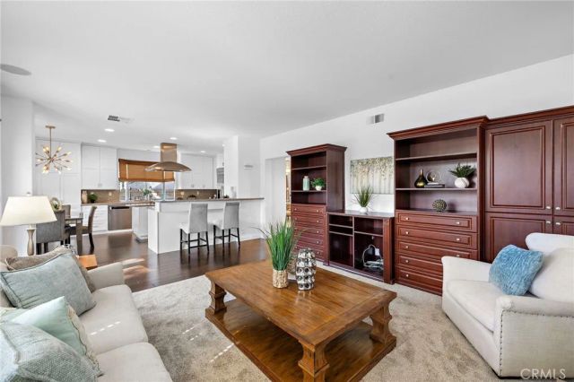 13212 Cortina, Tustin, CA 92782