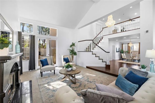 13212 Cortina, Tustin, CA 92782