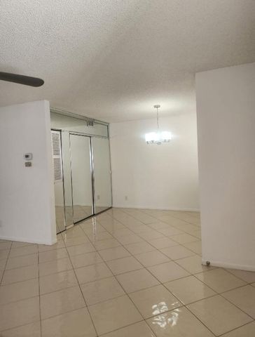 5130 Las Verdes Circle 307, Delray Beach, FL 33484