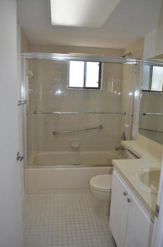 5130 Las Verdes Circle 307, Delray Beach, FL 33484