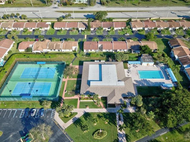 5130 Las Verdes Circle 307, Delray Beach, FL 33484