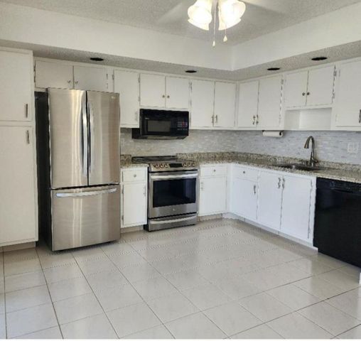 5130 Las Verdes Circle 307, Delray Beach, FL 33484