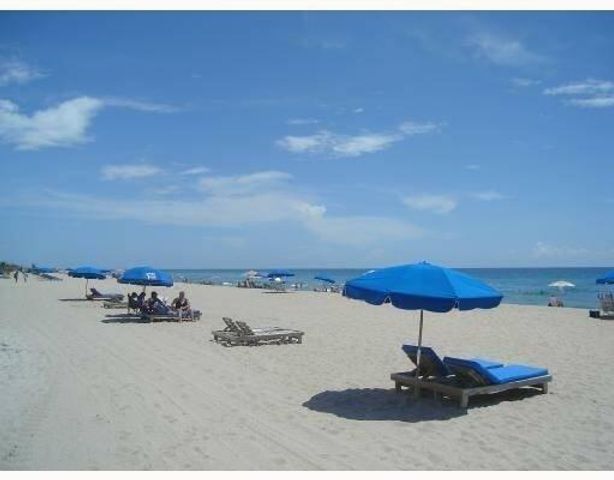 5130 Las Verdes Circle 307, Delray Beach, FL 33484