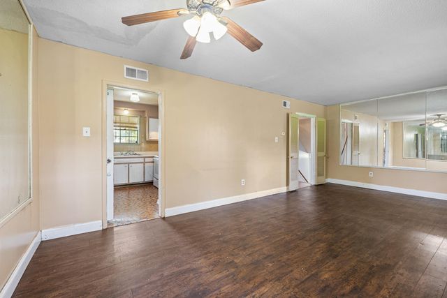 2770 WOODLAND HILLS CV, Memphis, TN 38127