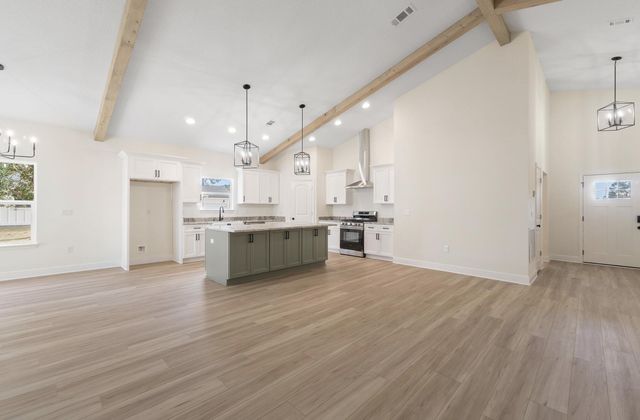 8294 Tavira Street, Navarre, FL 32566