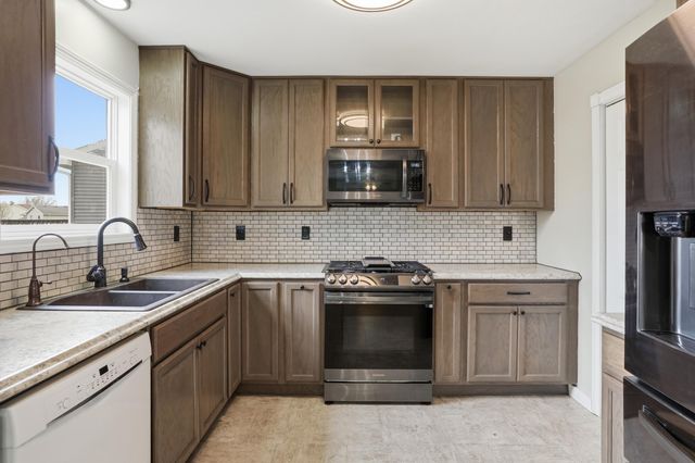 12358 Tippecanoe Place, Crown Point, IN 46307