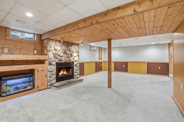 12358 Tippecanoe Place, Crown Point, IN 46307