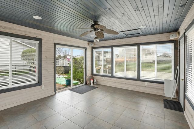 12358 Tippecanoe Place, Crown Point, IN 46307