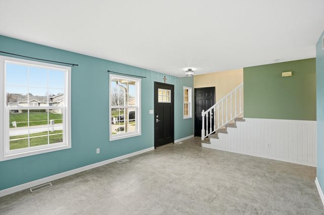 12358 Tippecanoe Place, Crown Point, IN 46307